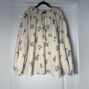 Primark‎ NWT Cream Blouse with Black Floral Design